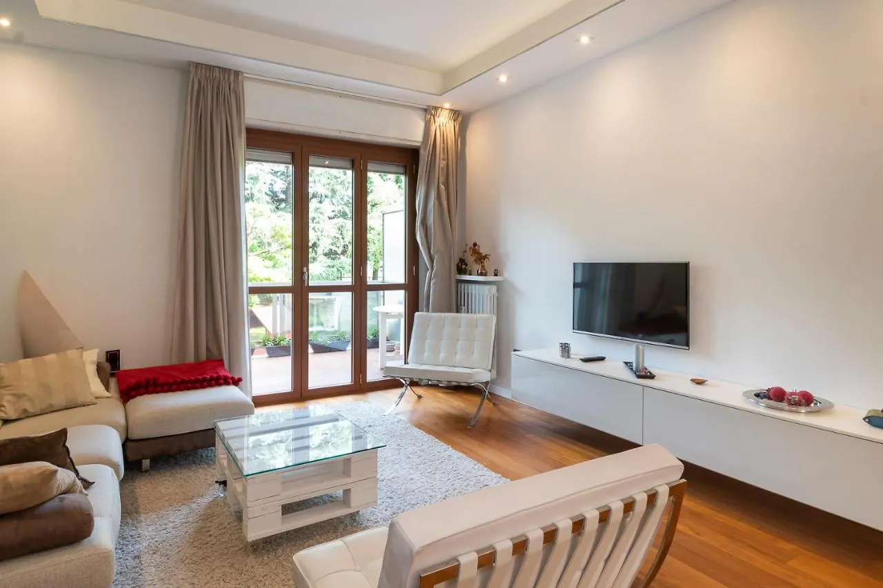 Luxury Apartment Close To Navigli - Bari Milan