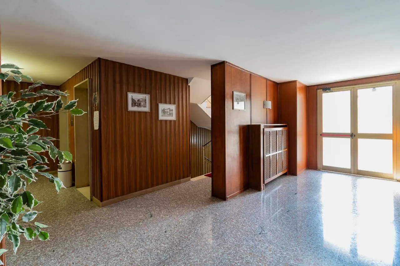 Luxury Apartment Close To Navigli - Bari Milan
