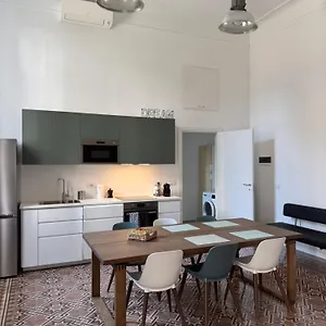 Appartamento Baia Del Re - Navigli, Milano