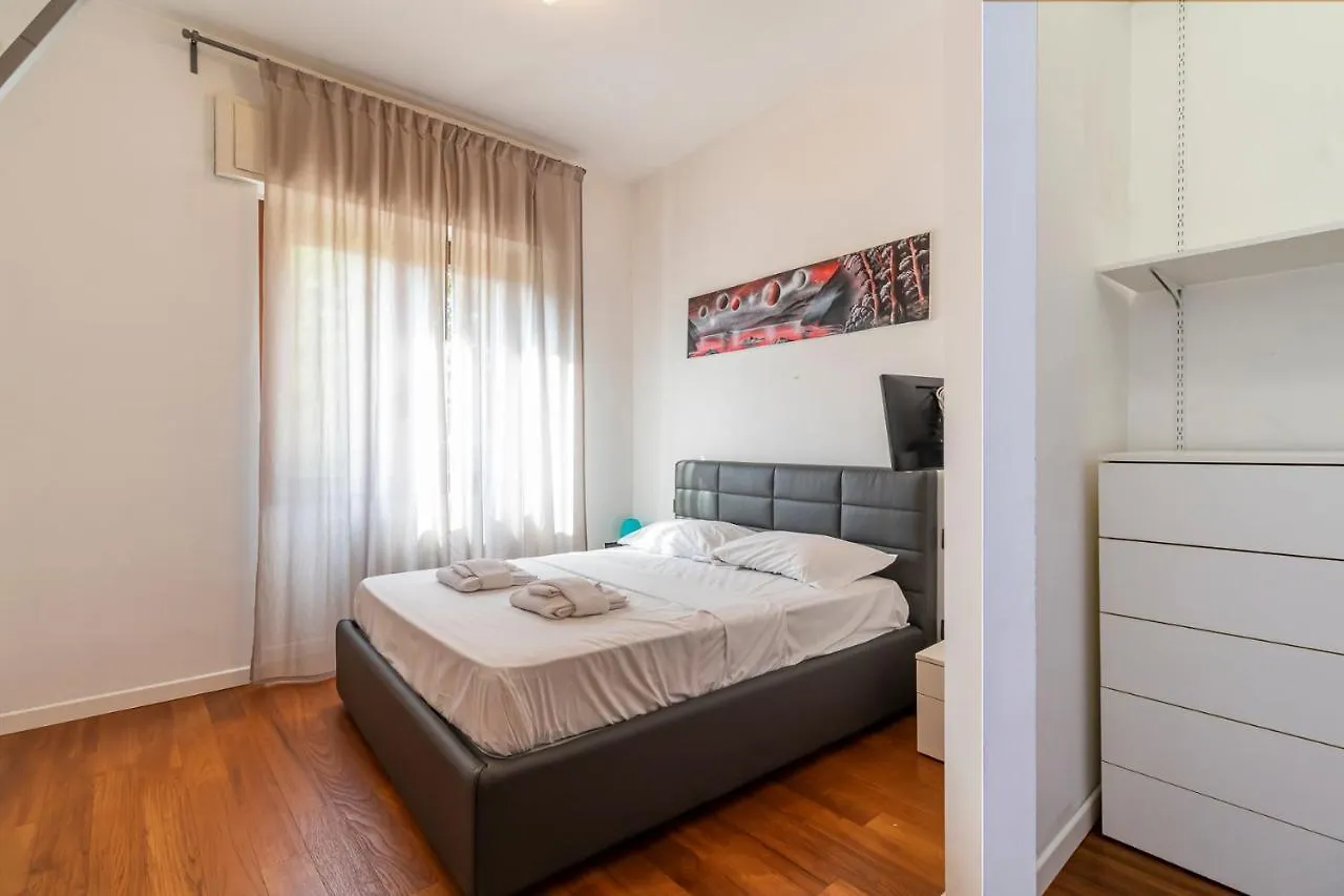 Luxury Apartment Close To Navigli - Bari Milan Italy