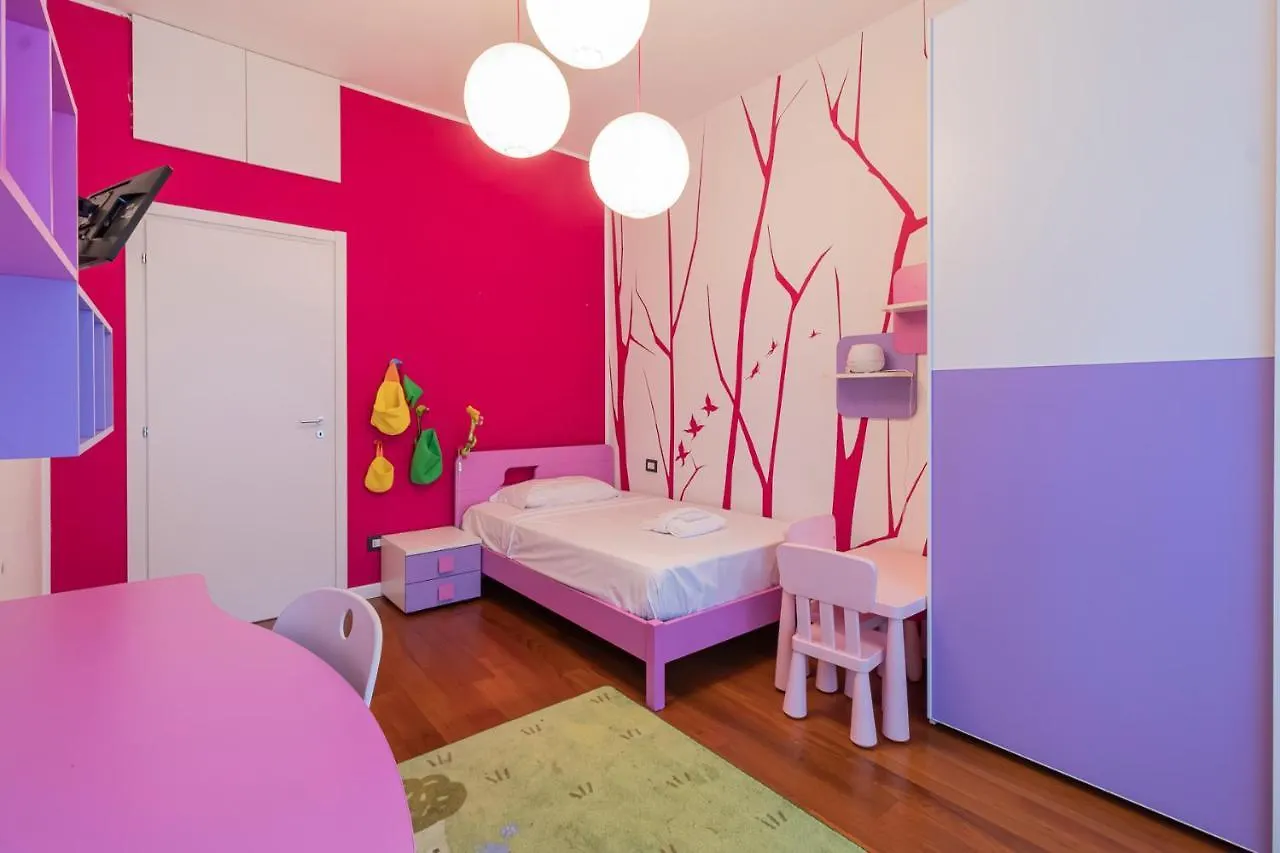 Luxury Apartment Close To Navigli - Bari Mailand 0*,