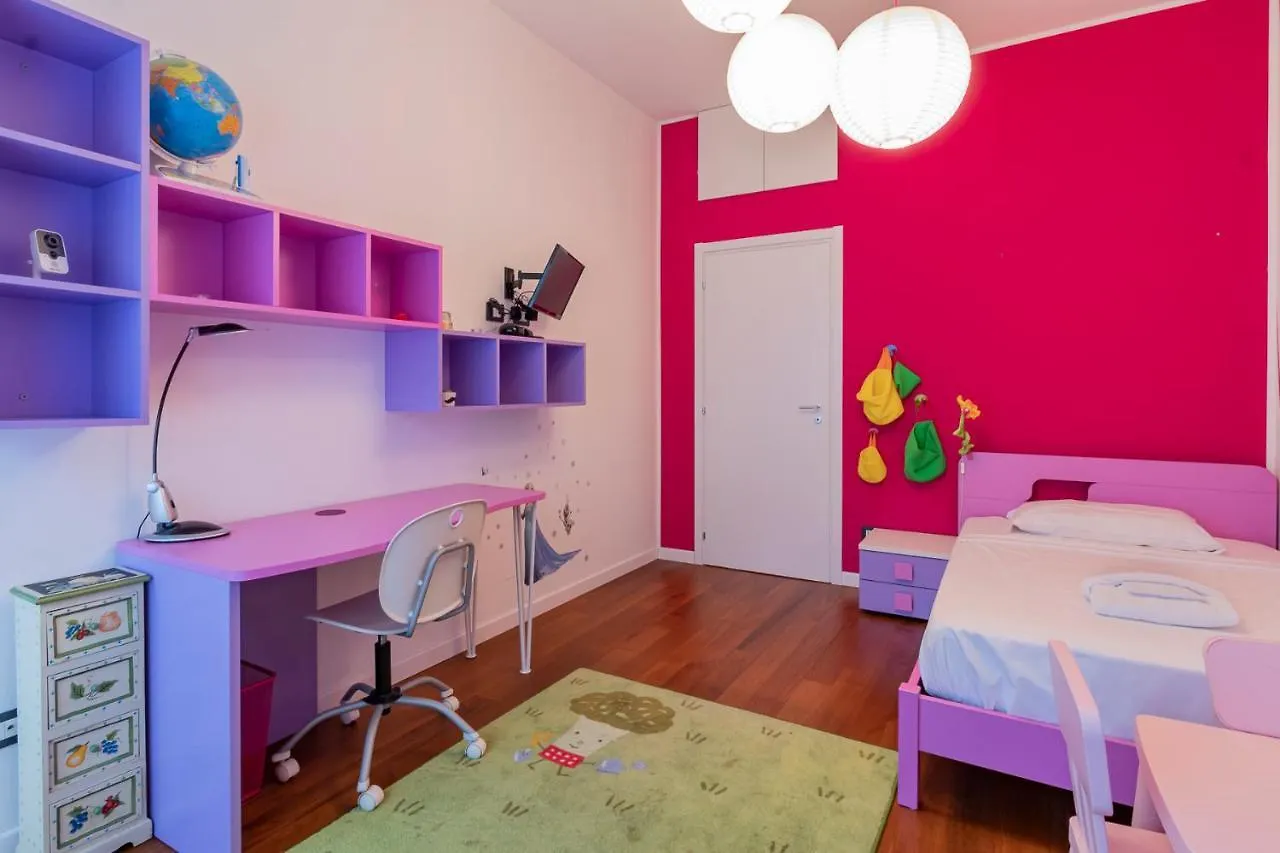 Luxury Apartment Close To Navigli - Bari Milan 0*,  Italy